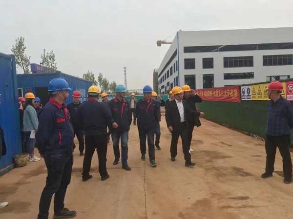 銅官區(qū)檢查組到獅子山項(xiàng)目檢查  銅官區(qū)檢查組到獅子山項(xiàng)目檢查