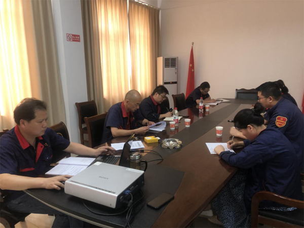 第二建筑工程事業(yè)部開(kāi)展外協(xié)隊(duì)伍管理培訓(xùn)  第二建筑工程事業(yè)部開(kāi)展外協(xié)隊(duì)伍管理培訓(xùn)