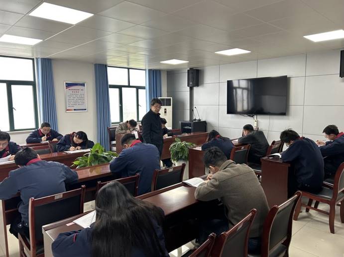 建材公司、檢測公司聯(lián)合開展管理人員業(yè)務提升考試